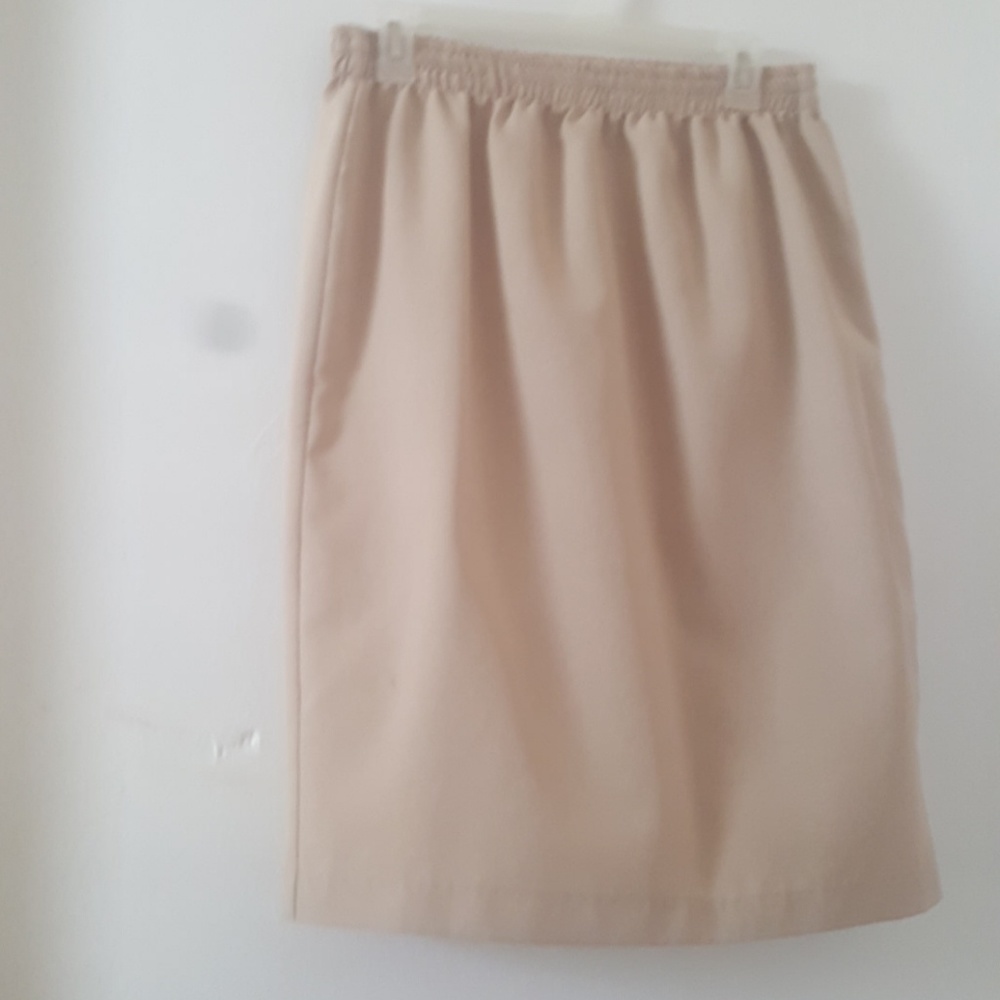 Office skirt